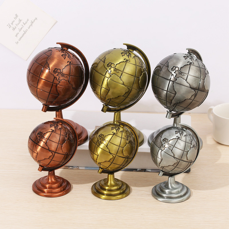 Vintage Alloy Globe Figurine R - đánh giá và giá Office Furniture World